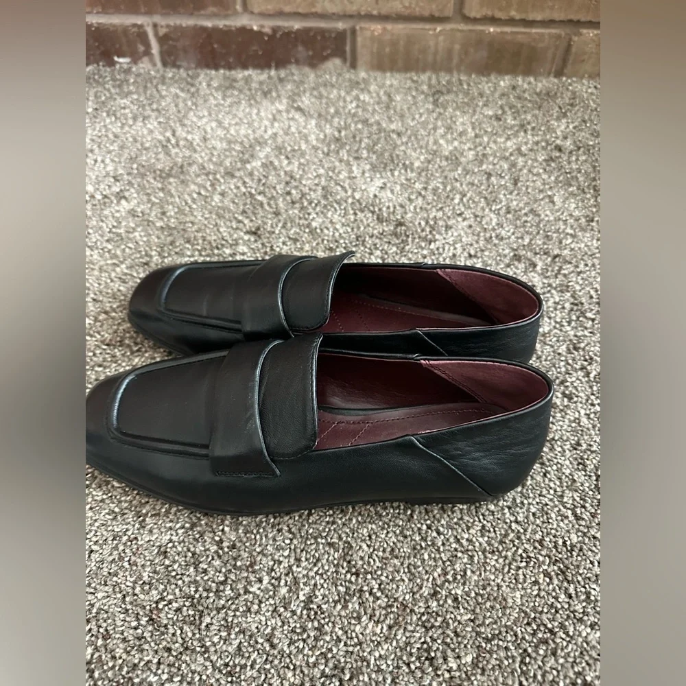 Franco Sarto sleek black